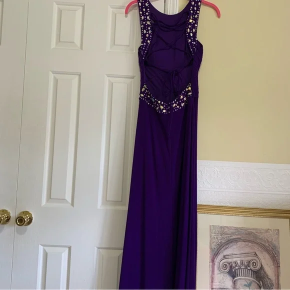 fitted lace wedding dress V Neck Purple Backless Long Prom Dresses, Open Back Purple Long Formal –  jbydress main image 1